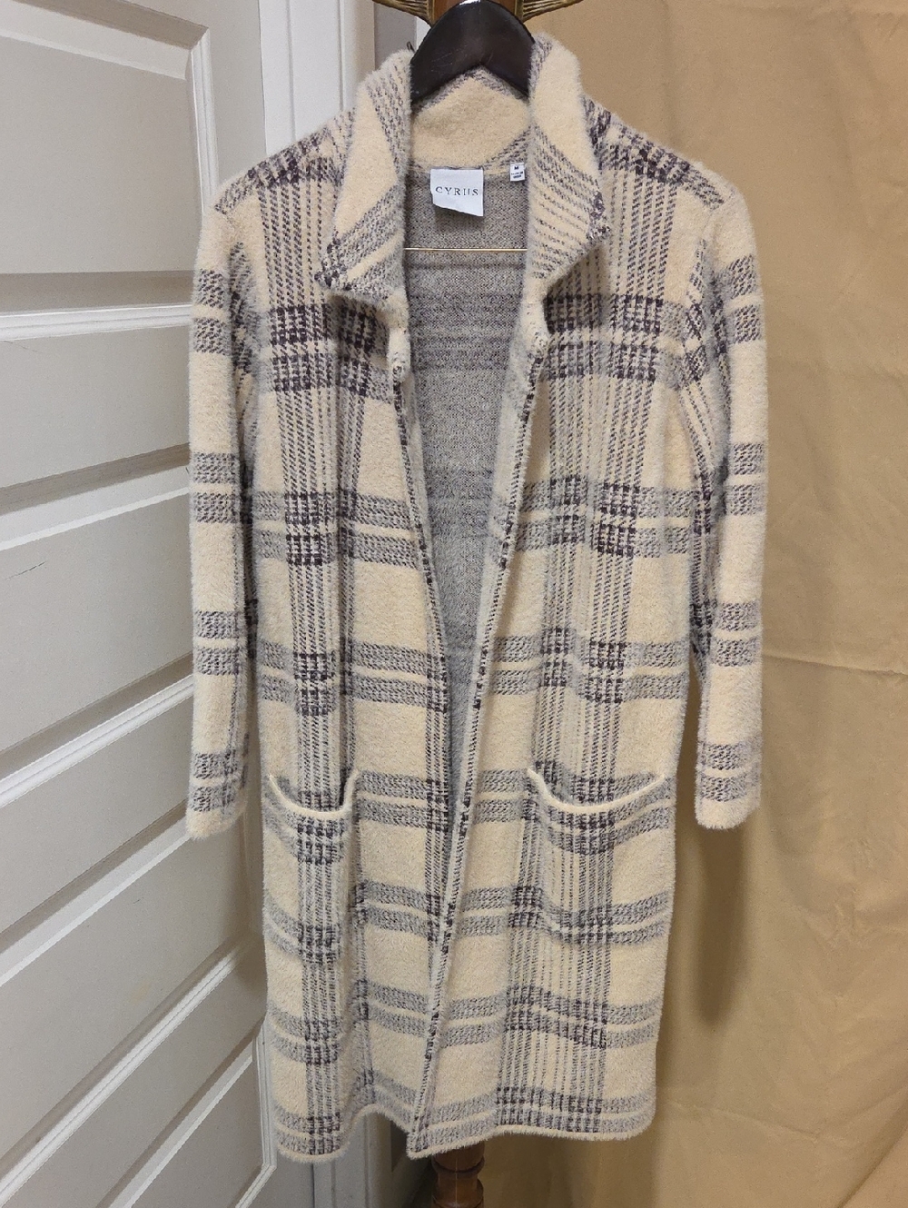 Cyrus Cream Plaid Open-Front Cozy Knit Sweater Coat